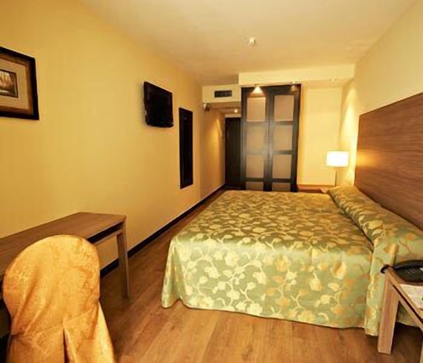 Hotel Centro Los Braseros Burgo Exteriör bild